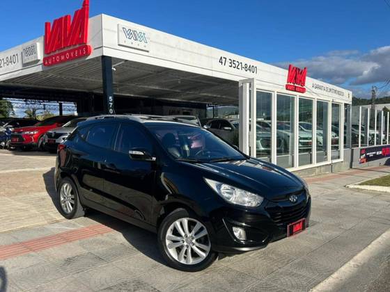 HYUNDAI IX35 2.0 MPI 4X2 16V FLEX 4P AUTOMÁTICO HYUNDAI IX35 2.0 MPI 4X2 16V FLEX 4P AUTOMÁTICO